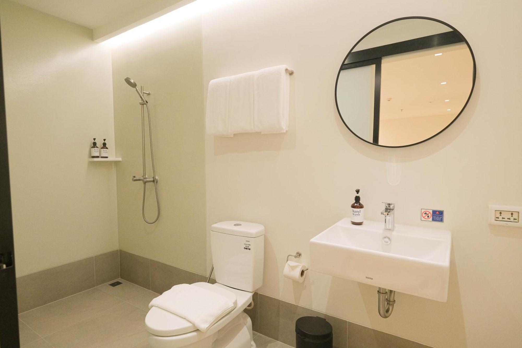 Simplestay Chatuchak, Surestay Collection By Best Western Bangkok Exterior photo