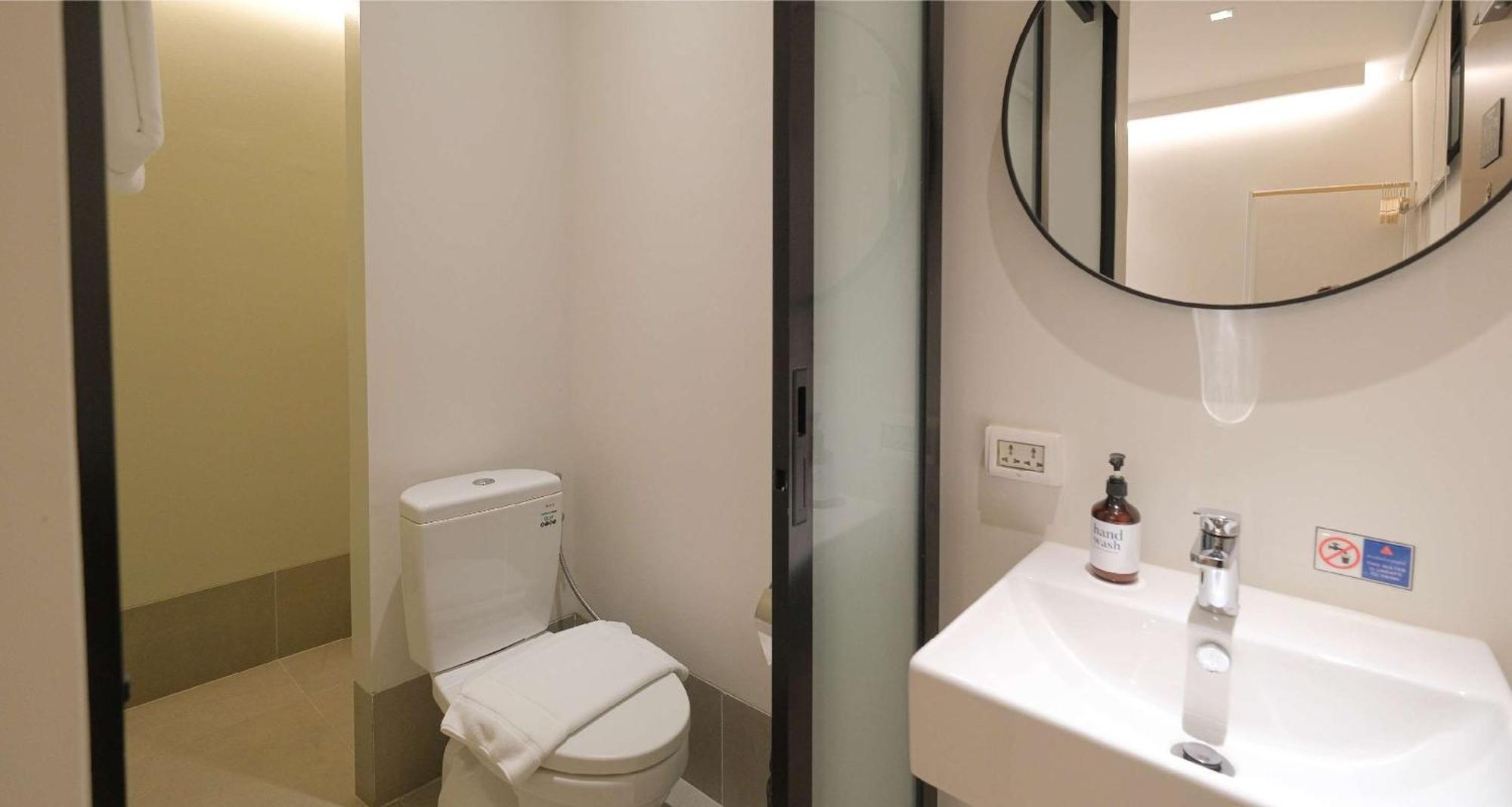 Simplestay Chatuchak, Surestay Collection By Best Western Bangkok Exterior photo