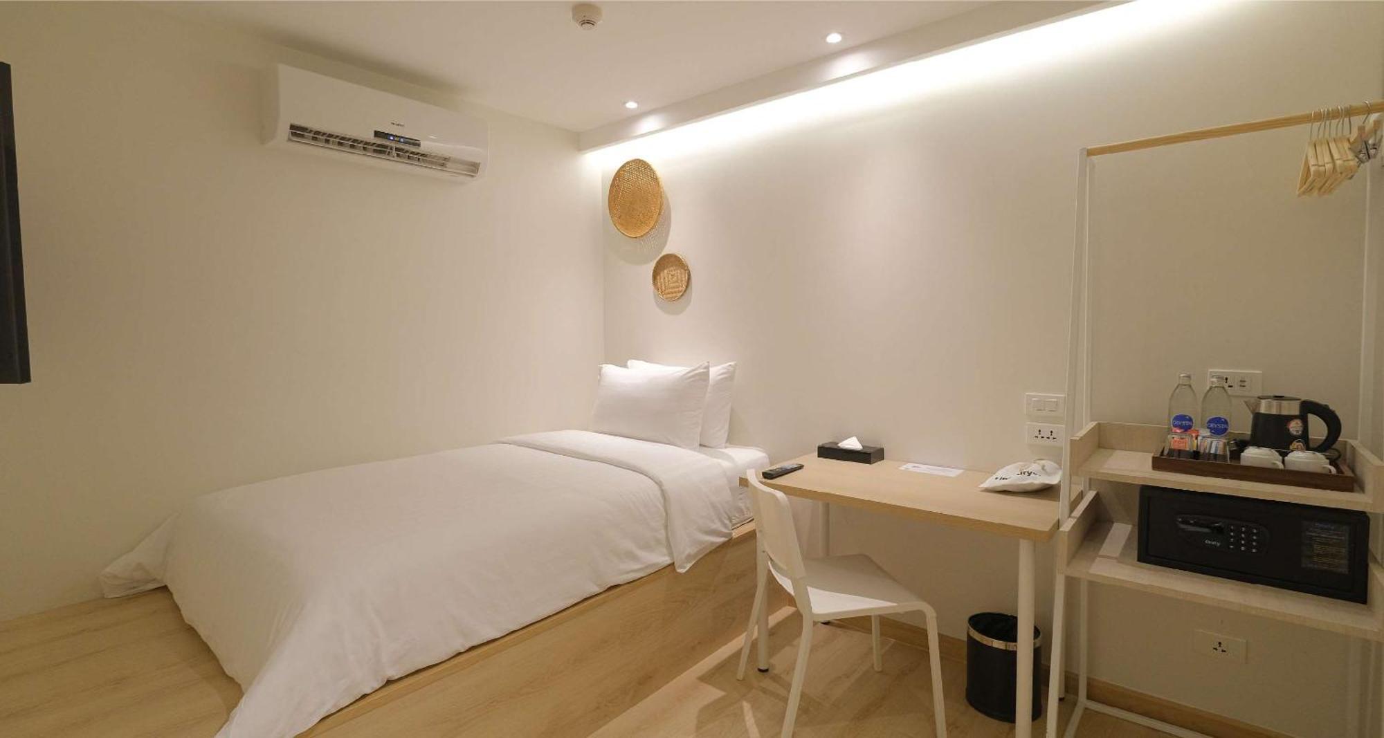 Simplestay Chatuchak, Surestay Collection By Best Western Bangkok Exterior photo